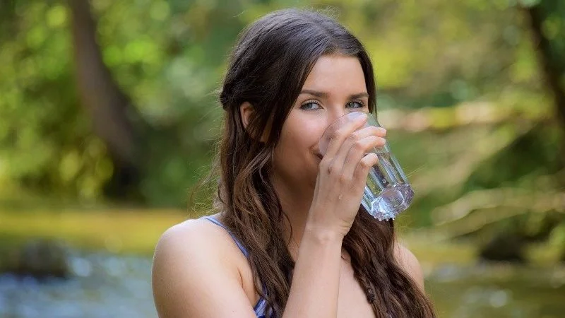 Tomar agua en ayunas